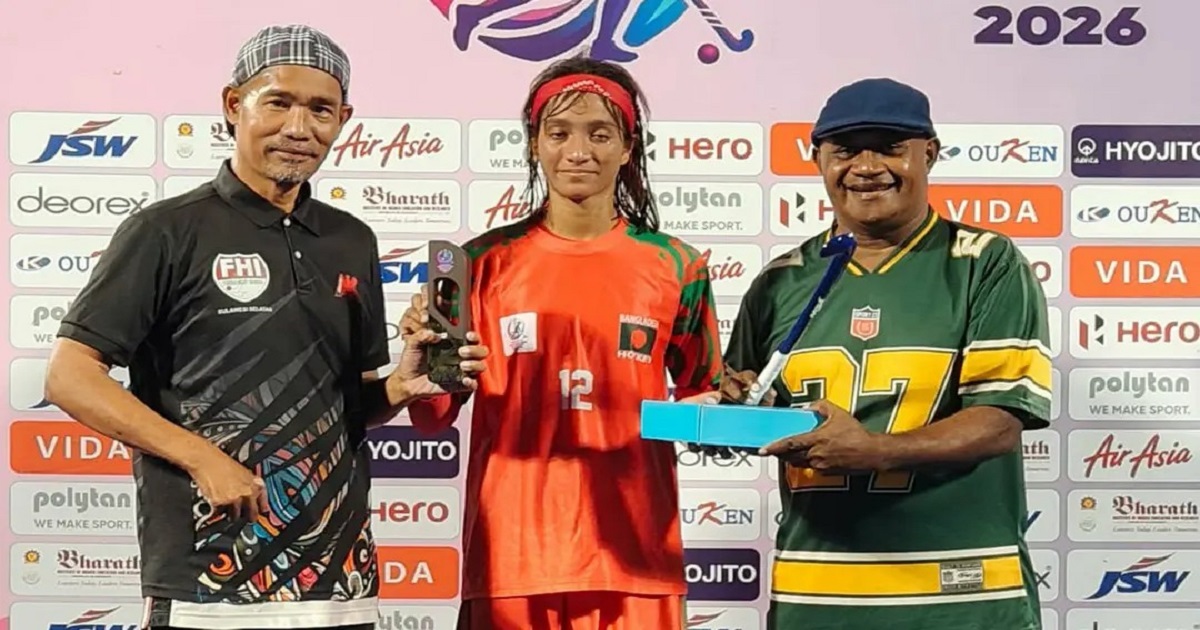 রিয়ার হ্যাটট্রিকে নারী হকি দলের জয়