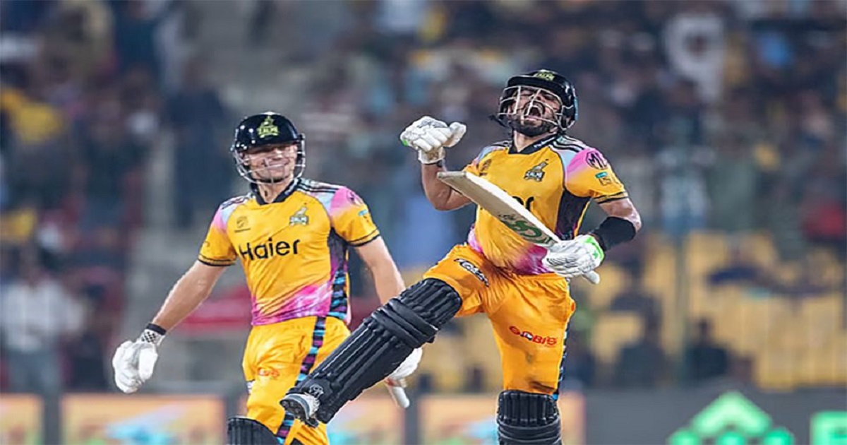 বাবরের রেকর্ডময় দিন