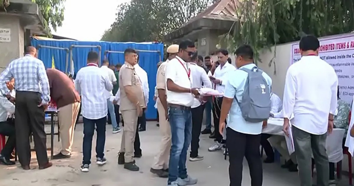 পশ্চিমবঙ্গে চলছে ভোট গণনা: প্রাথমিক ফলাফলে এগিয়ে বিজেপি