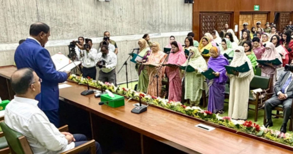 সংরক্ষিত নারী আসনের এমপিদের সংসদে আনুষ্ঠানিক যাত্রা শুরু