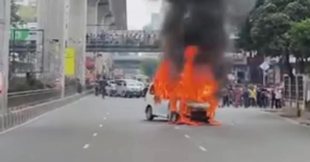 ফার্মগেটে  আগুন