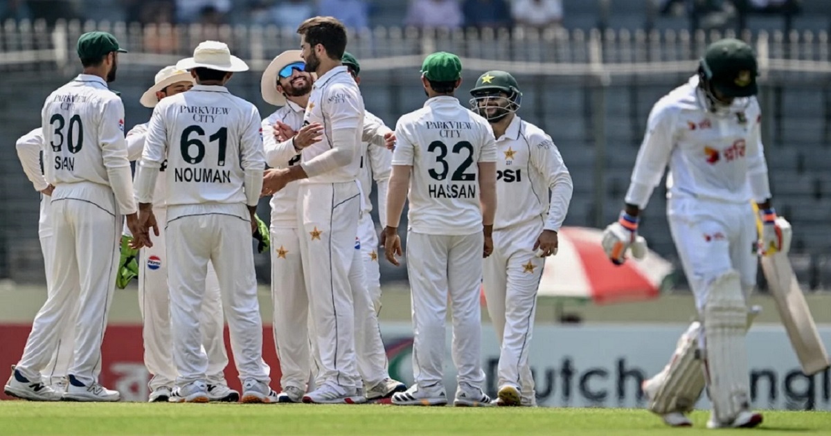 ৭ জন বাঁ-হাতি ব্যাটার নিয়ে পাকিস্তানের ইতিহাস