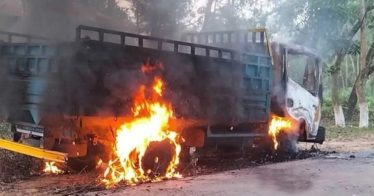 গরু চুরির অভিযোগে পিটিয়ে হত্যা