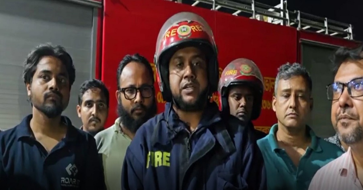 ভালুকায় এসকিউ বিরিকিণা ১ কারখানায় আগুন
