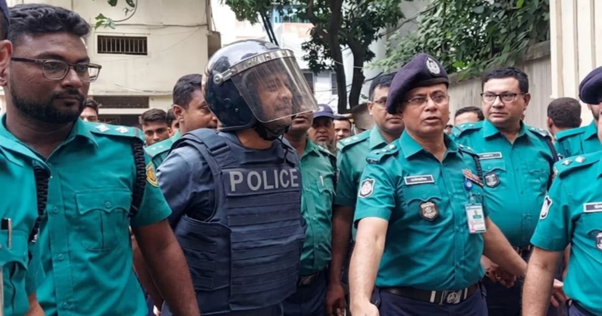 ব্যারিস্টার সুমনের জামিন বহাল