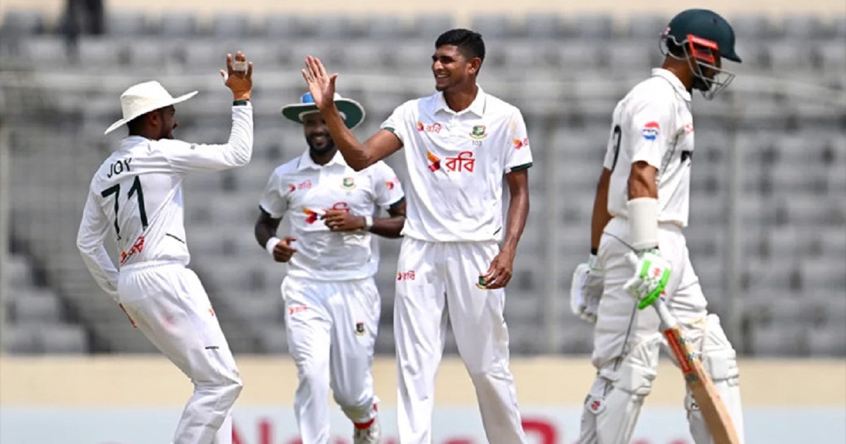 ঘরের মাটিতে প্রথমবারের মতো টেস্টে পাকিস্তানকে হারালো বাংলাদেশ