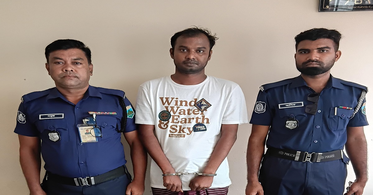 নাটোরে র‌্যাবের ওপর মাদক কারবারিদের হামলা: আহত ৫