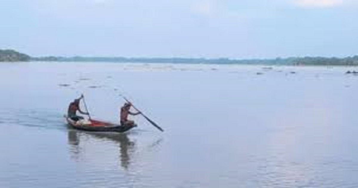 রাজাপুরে বিষখালী নদীতে নিষিদ্ধ জাল বন্ধে যৌথ অভিযান