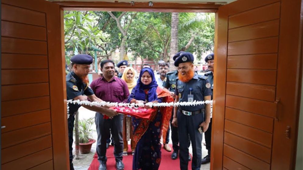 মুন্সীগঞ্জে কারাবন্দিদের জন্য পাঠাগার স্থাপন