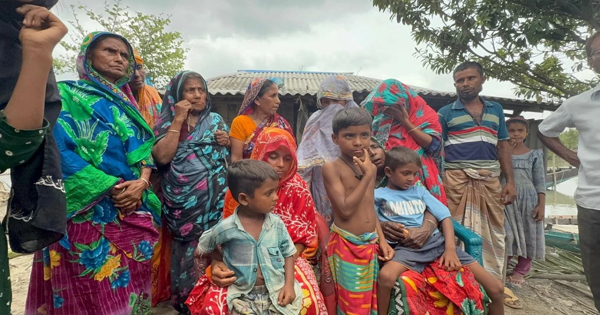 সুন্দরবনে গুলিতে জেলে নিহত: শোকাহত পরিবারের পাশে প্রতিমন্ত্রী