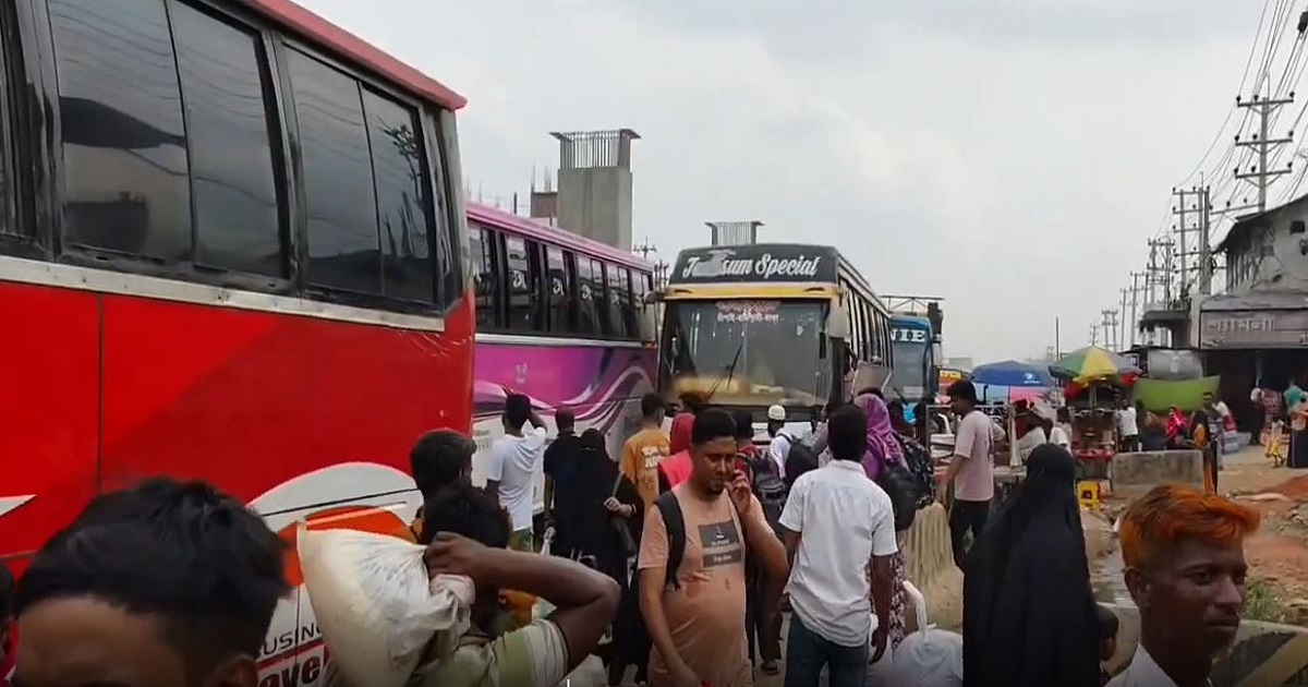 বাইপাইল-আবদুল্লাহপুর ও নবীনগর- চন্দ্রা মহাসড়কে যানজটের শঙ্কা