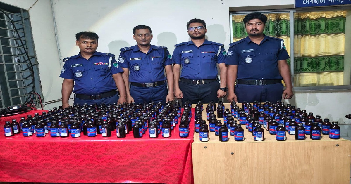 দেবহাটায় পরিত্যক্ত অবস্থায় বিপুল পরিমাণ ফেন্সিডিল উদ্ধার