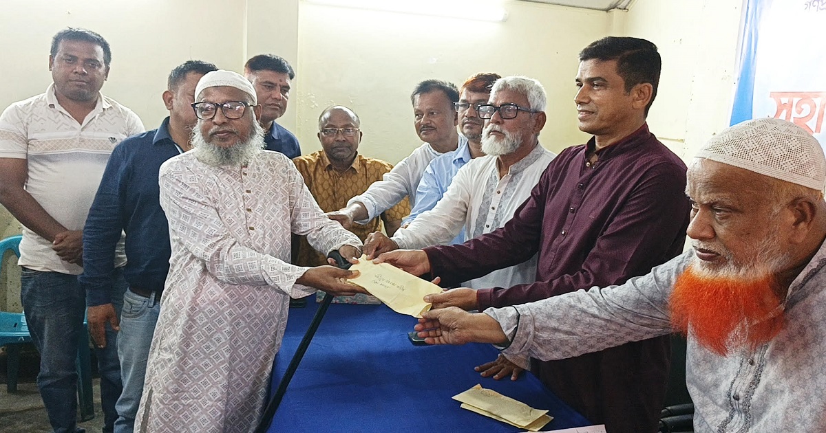 পঞ্চগড়ে অসুস্থ চার সাংবাদিকের পাশে দাঁড়িয়েছেন পানি সম্পদ প্রতিমন্ত্রী