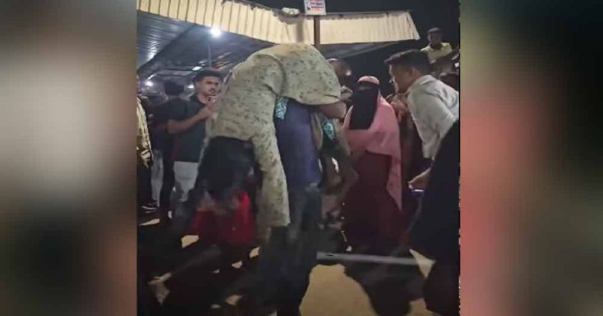 ট্রেনের ধাক্কায় মা-ছেলের মৃত্যু, হৃদয়বিদারক দৃশ্যে শোকের ছায়া
