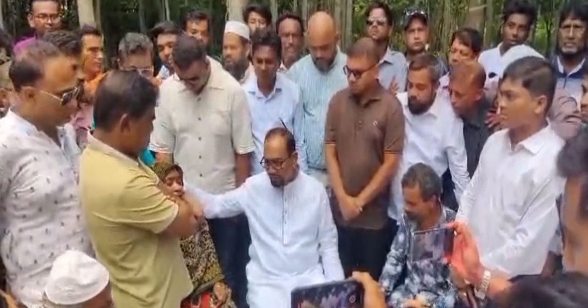 খুন হওয়া যুবদল নেতার পরিবারের সঙ্গে বিএনপি নেতা রফিকুল ইসলামের সাক্ষাৎ