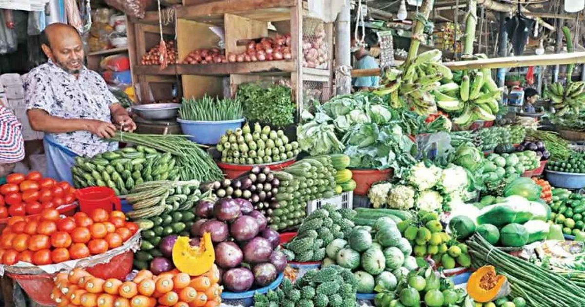 কোরবানী শেষে ভিড় নেই মাংসের দোকানে, মাছ-সবজির বাজার স্থিতিশীল