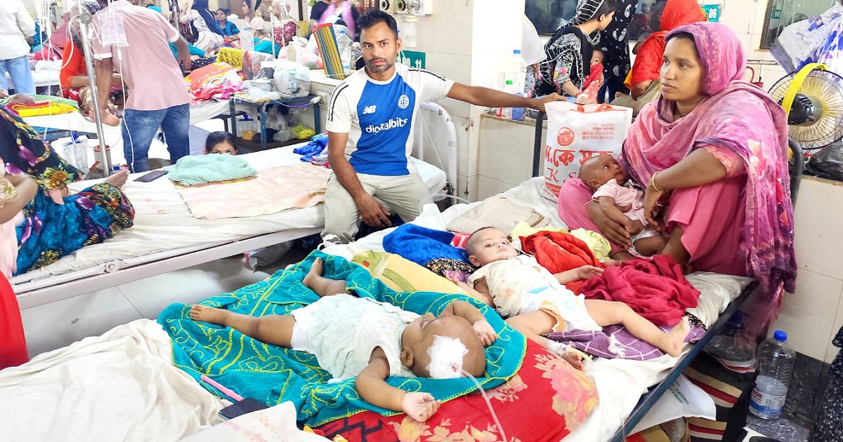 হাম উপসর্গে আরো ৮ জনের মৃত্যু, হাসপাতালে ভর্তি ১ হাজারের বেশি