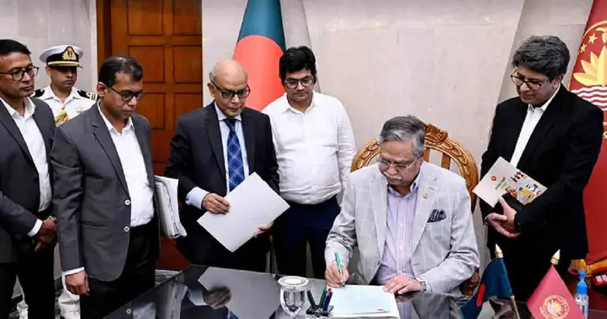 বাজেটের প্রস্তাবিত অর্থবিলে স্বাক্ষর করলেন রাষ্ট্রপতি