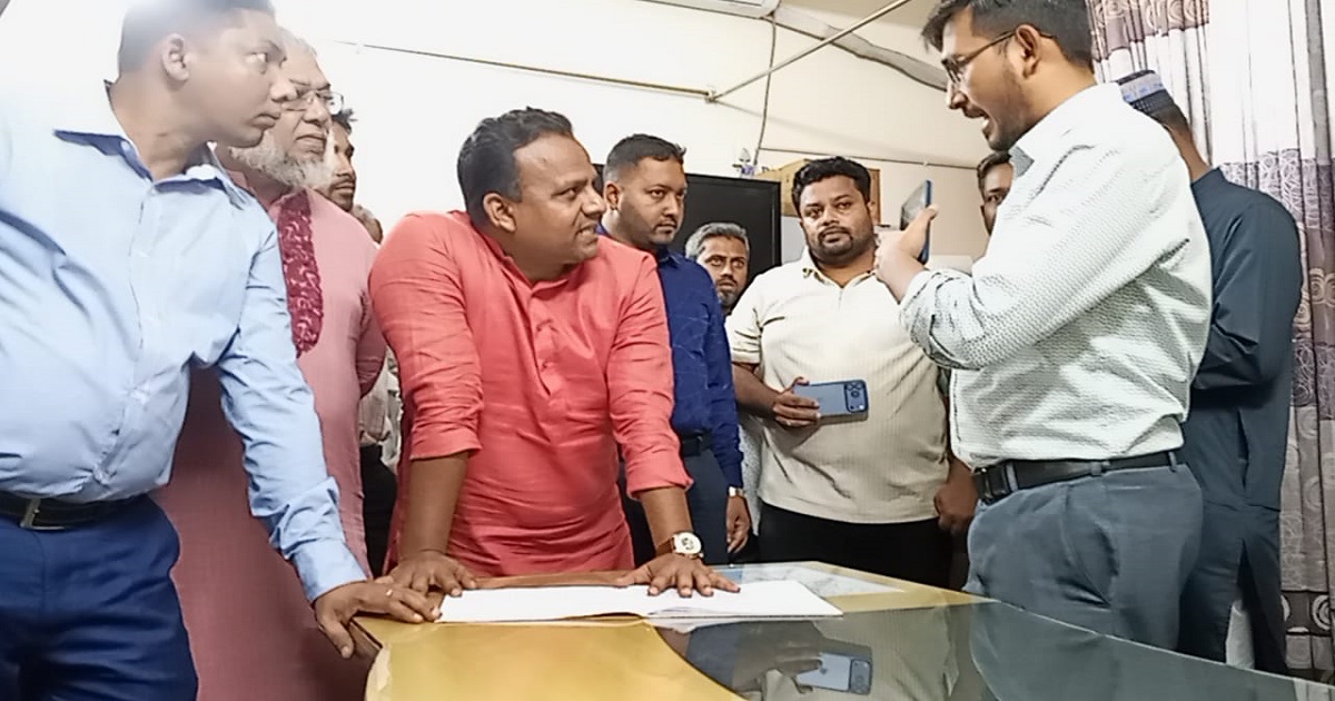 আয়না টেলিভিশনে সংবাদ প্রকাশের পর সেই অসহায় নারীর পাশে প্রতিমন্ত্রী