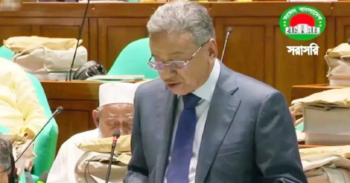 ঘাটতি ২ লাখ কোটি টাকা, ৩০৪টি ছাঁটাই প্রস্তাব বাজেটে
