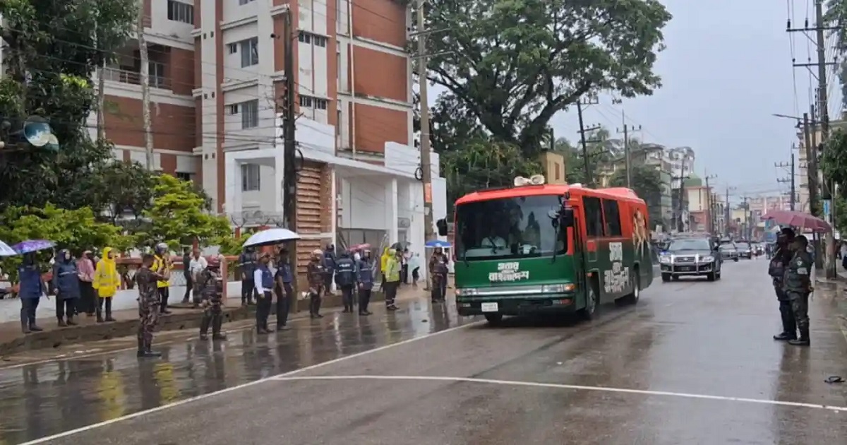 মৌলভীবাজার পৌঁছেছেন প্রধানমন্ত্রী